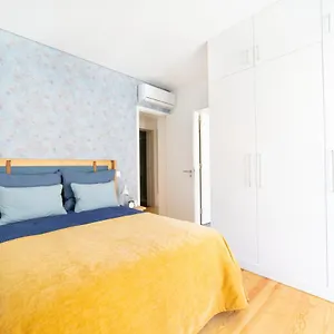 Blue By The River 2 - Elegant Two-bedroom In Santos Apartment Lissabon